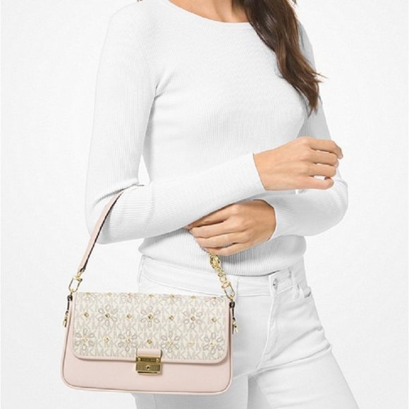 $228 *NEW* Michael Michael Kors - Picture 14 of 15